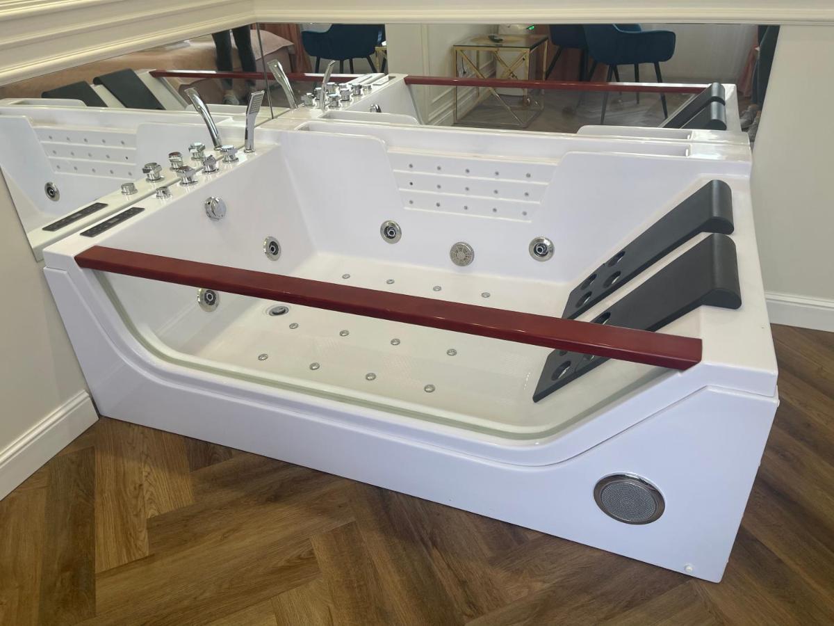 Apartament Glamour Prywatne Jacuzzi Starowislna كراكوفيا المظهر الخارجي الصورة