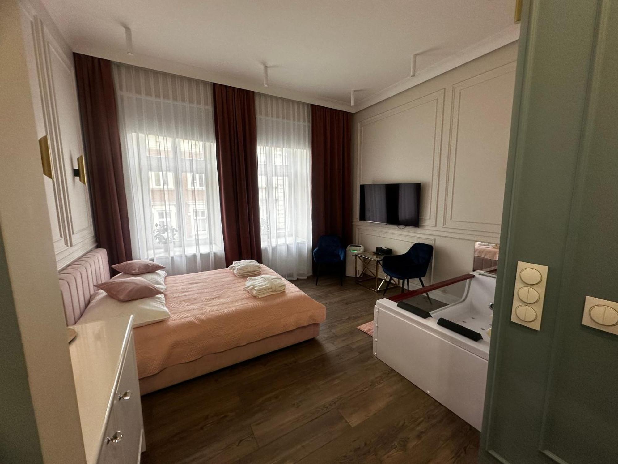 Apartament Glamour Prywatne Jacuzzi Starowislna كراكوفيا المظهر الخارجي الصورة